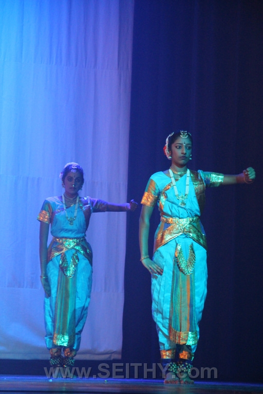 LORDKRISHNA-TORONTO300313SEITHY (113)